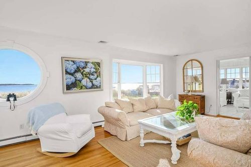Sandy Oceanfront Home - Image 2
