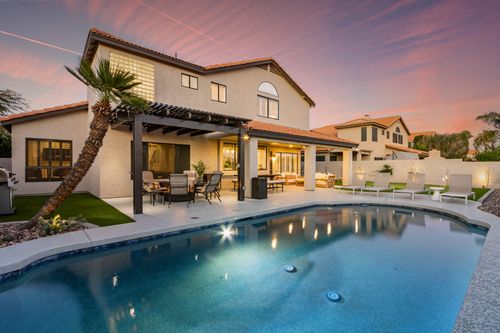 Grand Getaway - Image 1