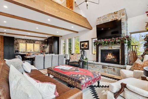 Snowghost Chalet - Image 3