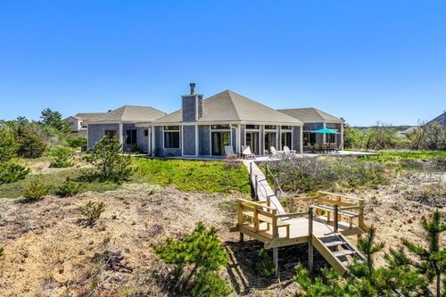 Ultimate Outer Cape Retreat - Image 1