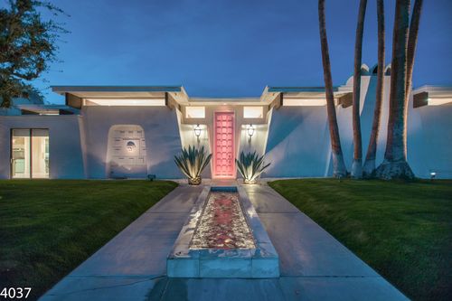 Villa Sierra - That Pink Door - Image 33