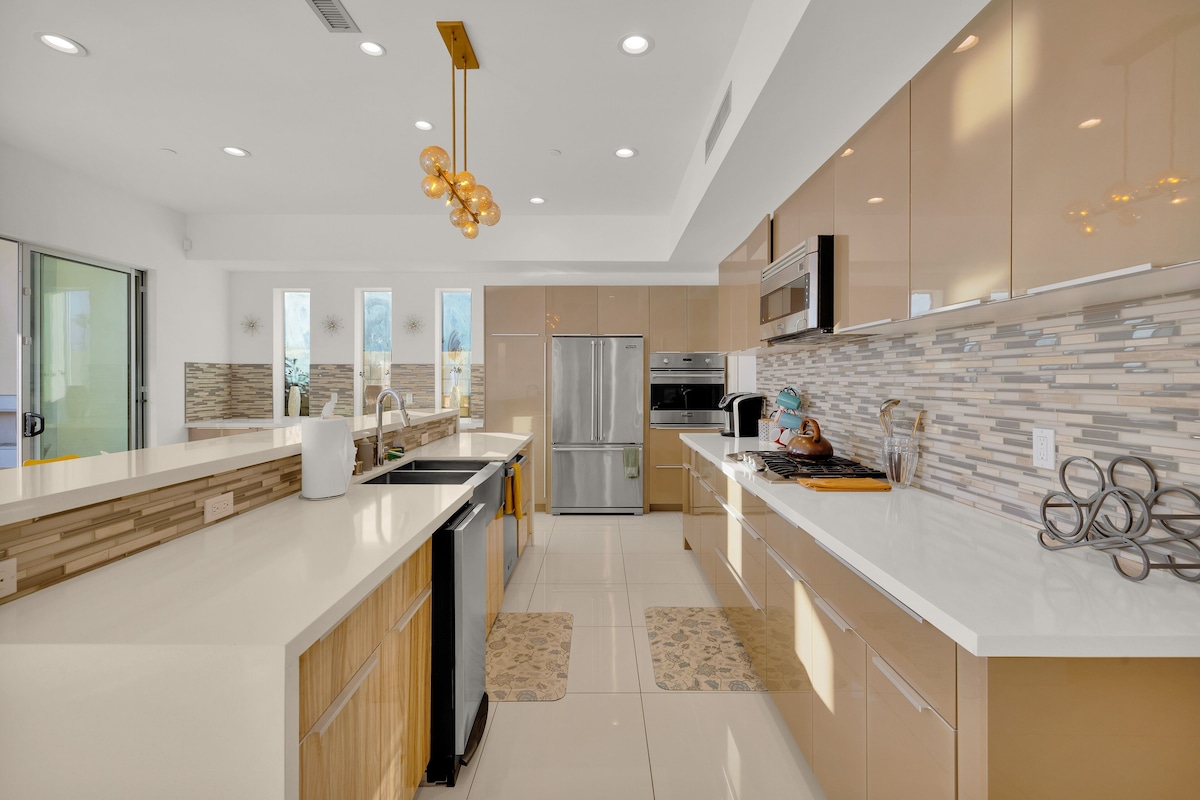 Breathtaking Architectural Jewel - Image 8