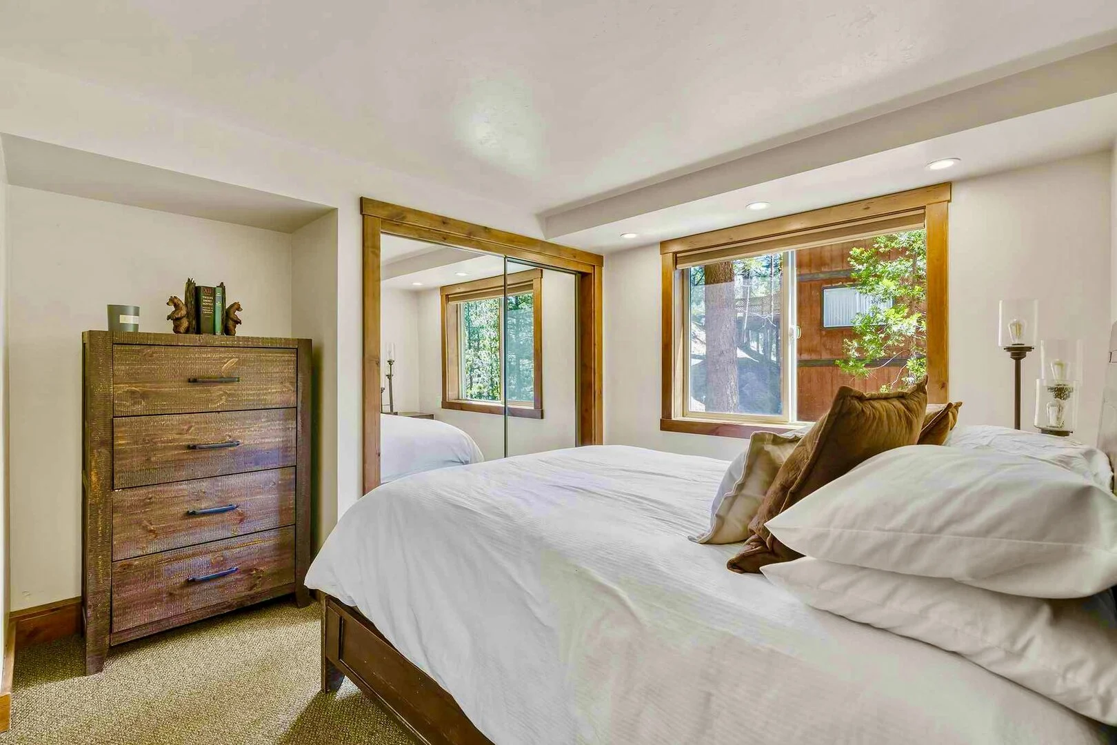 Ute Manor - Image 23