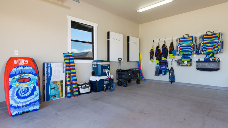 Aloha Paradise - Image 13