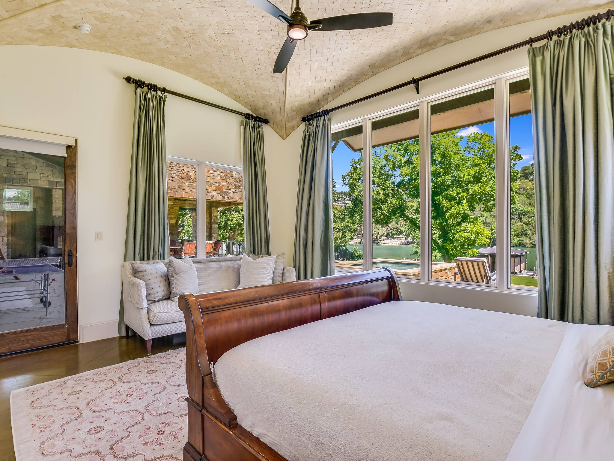 Patterson Manor - Image 19