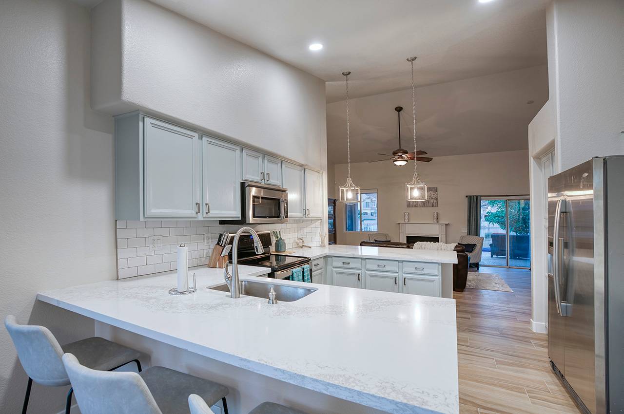 Lakeview Home - Image 8