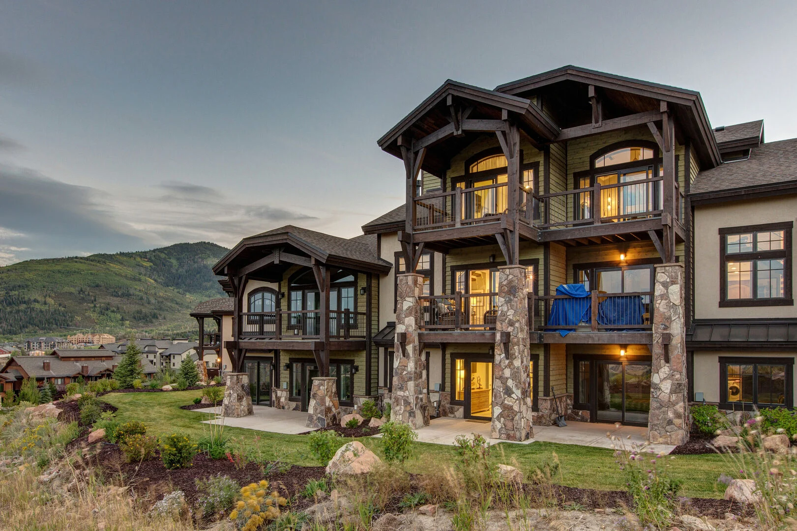 Lane Home - Image 38