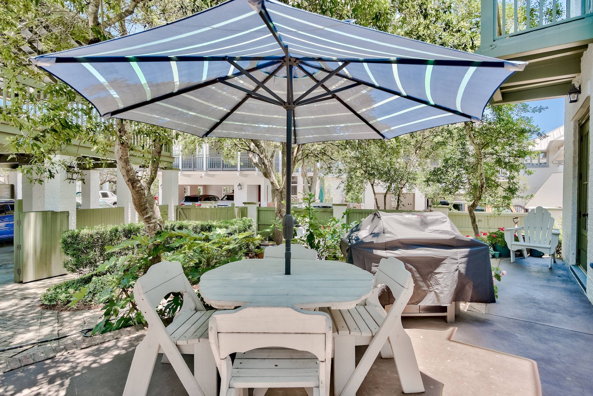 Inez House - Image 26