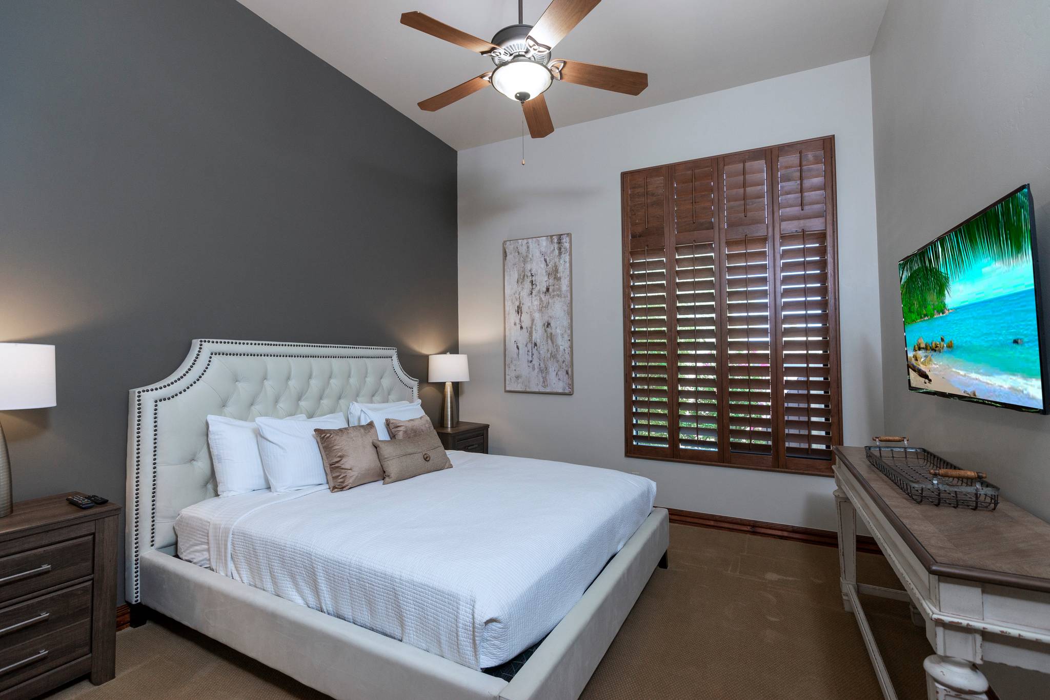 Pinnacle Vista Manor - Image 14