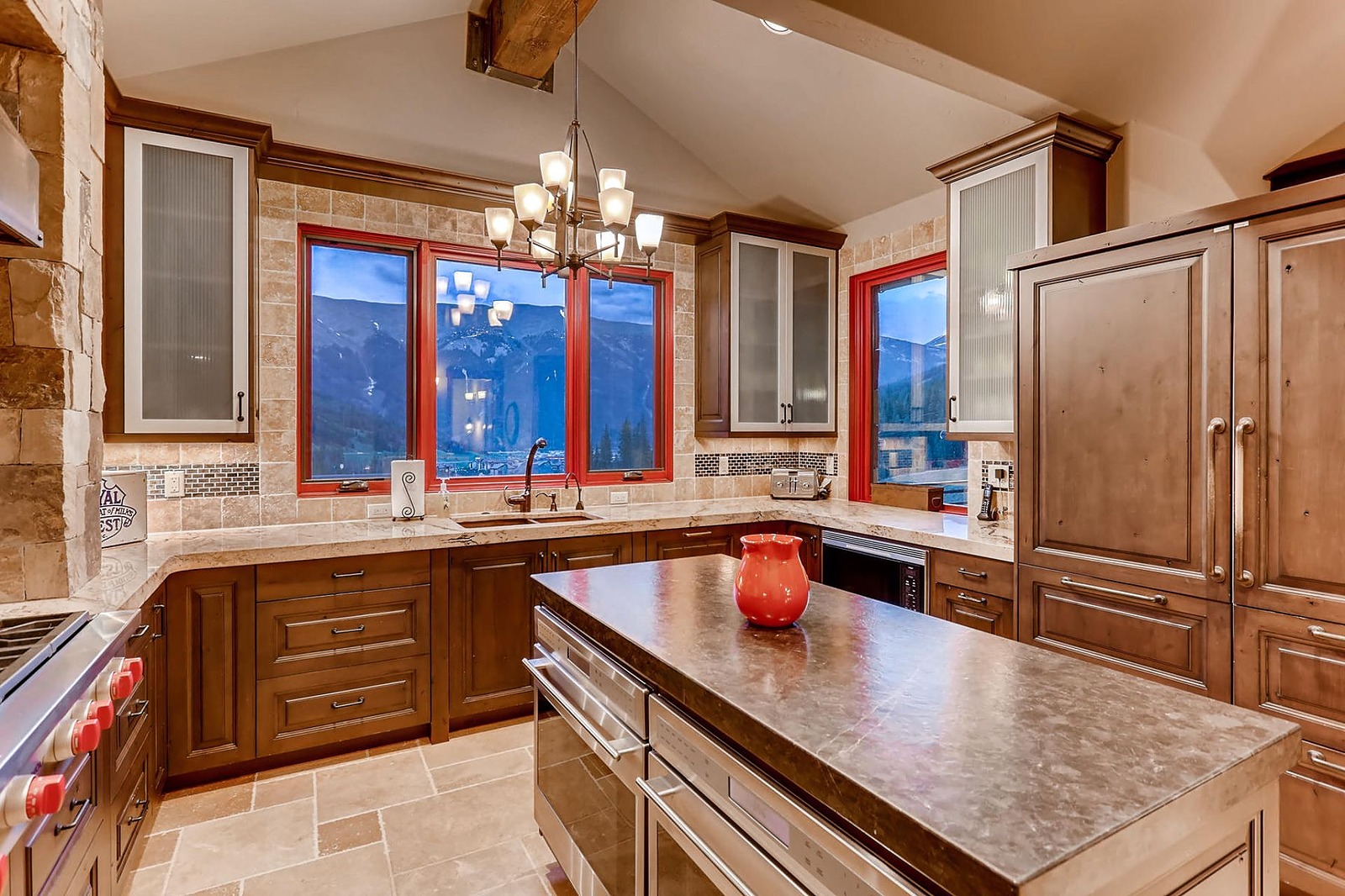 Snow Manor - Image 12