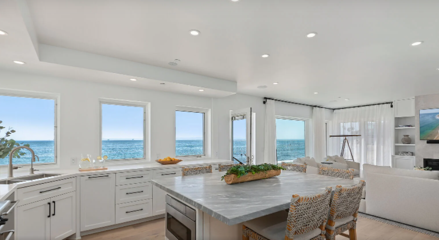 Sandy Shore Home - Image 6