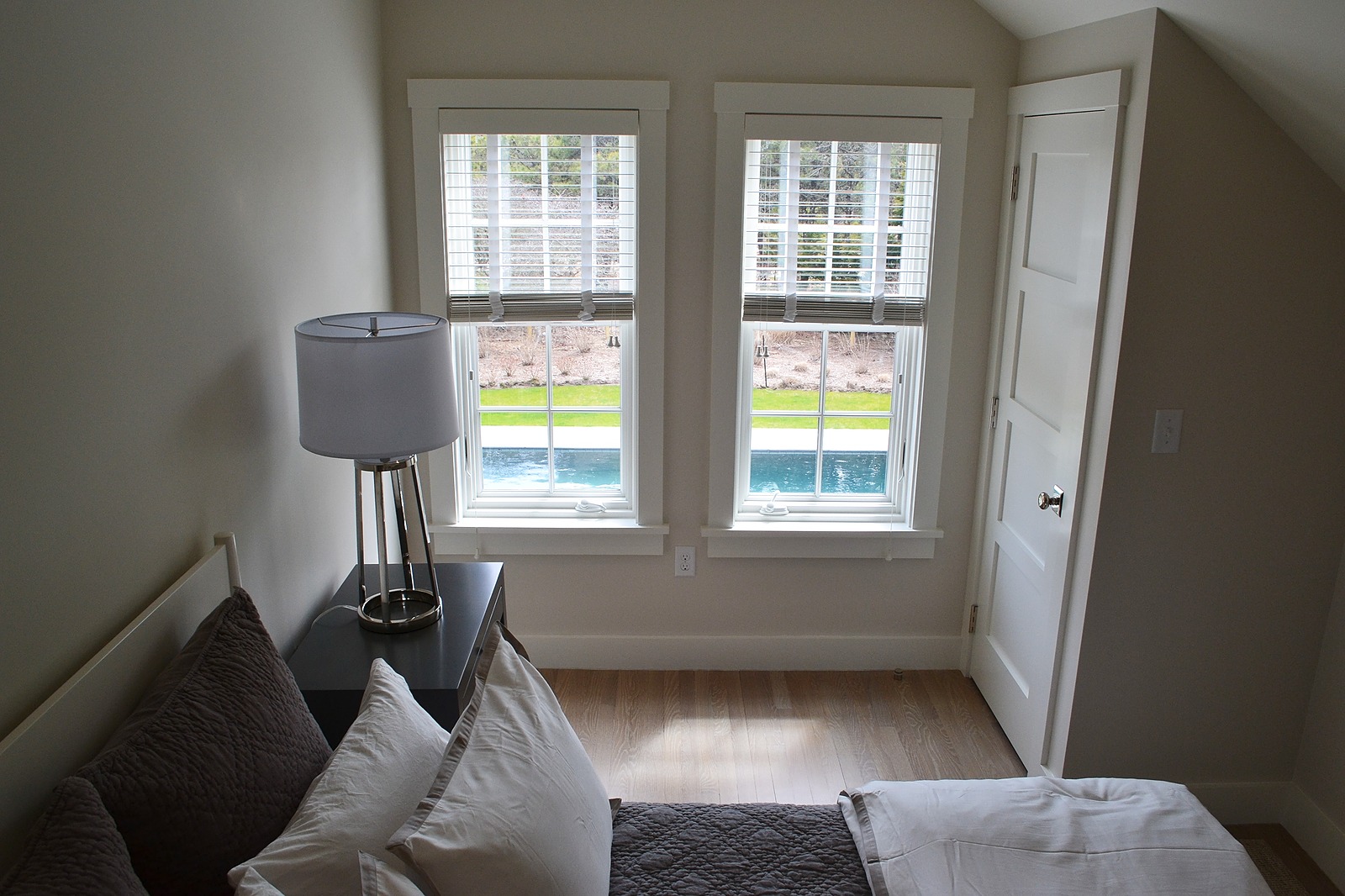 Pond Villa - Image 13