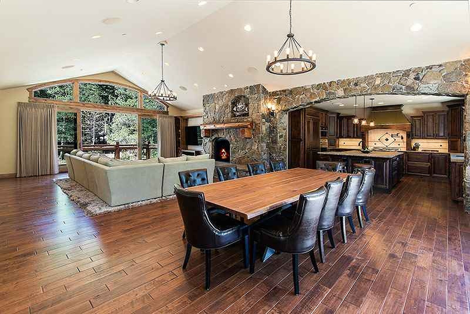 Christmas Valley Villa - Image 11