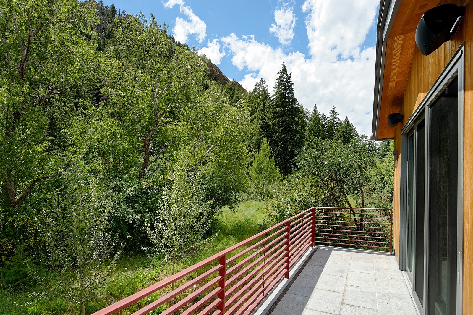 South Home - Image 27