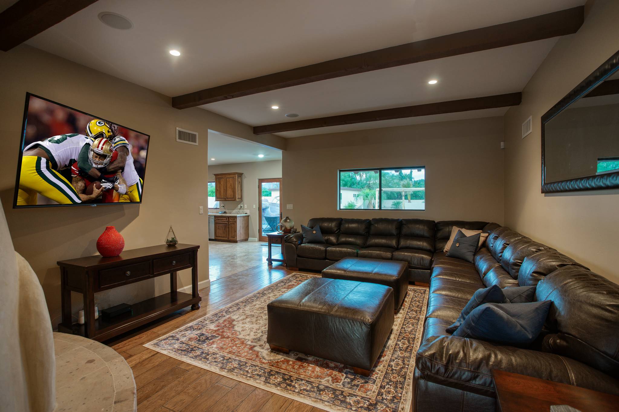 Sunrise Manor - Image 6