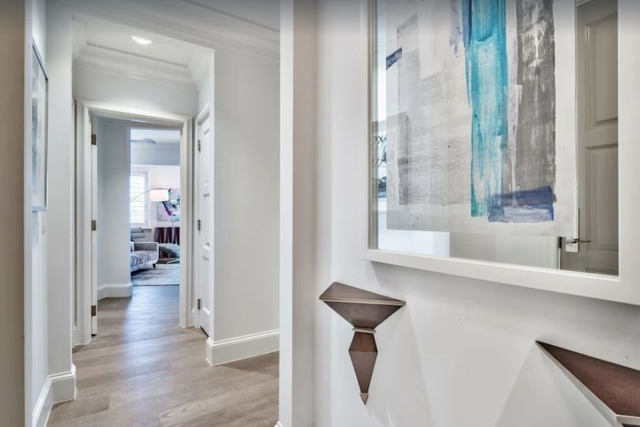 Hall Home - Image 24