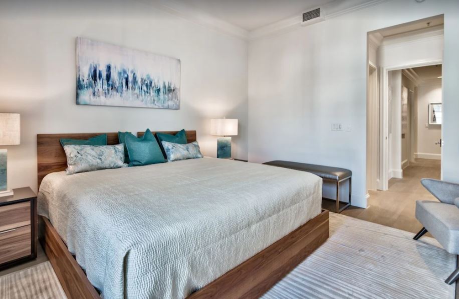 Hall Home - Image 21