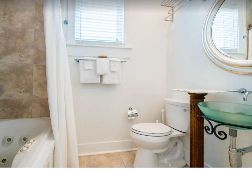 Seaside Manor - Image 28