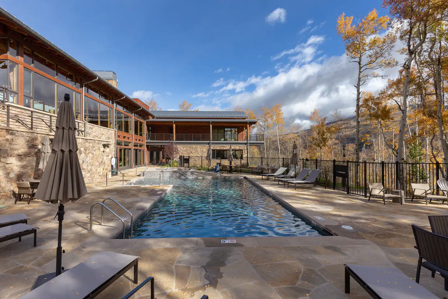 Summit Home - Image 31