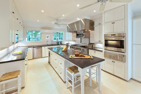 Topaz Cove Manor - Image 3