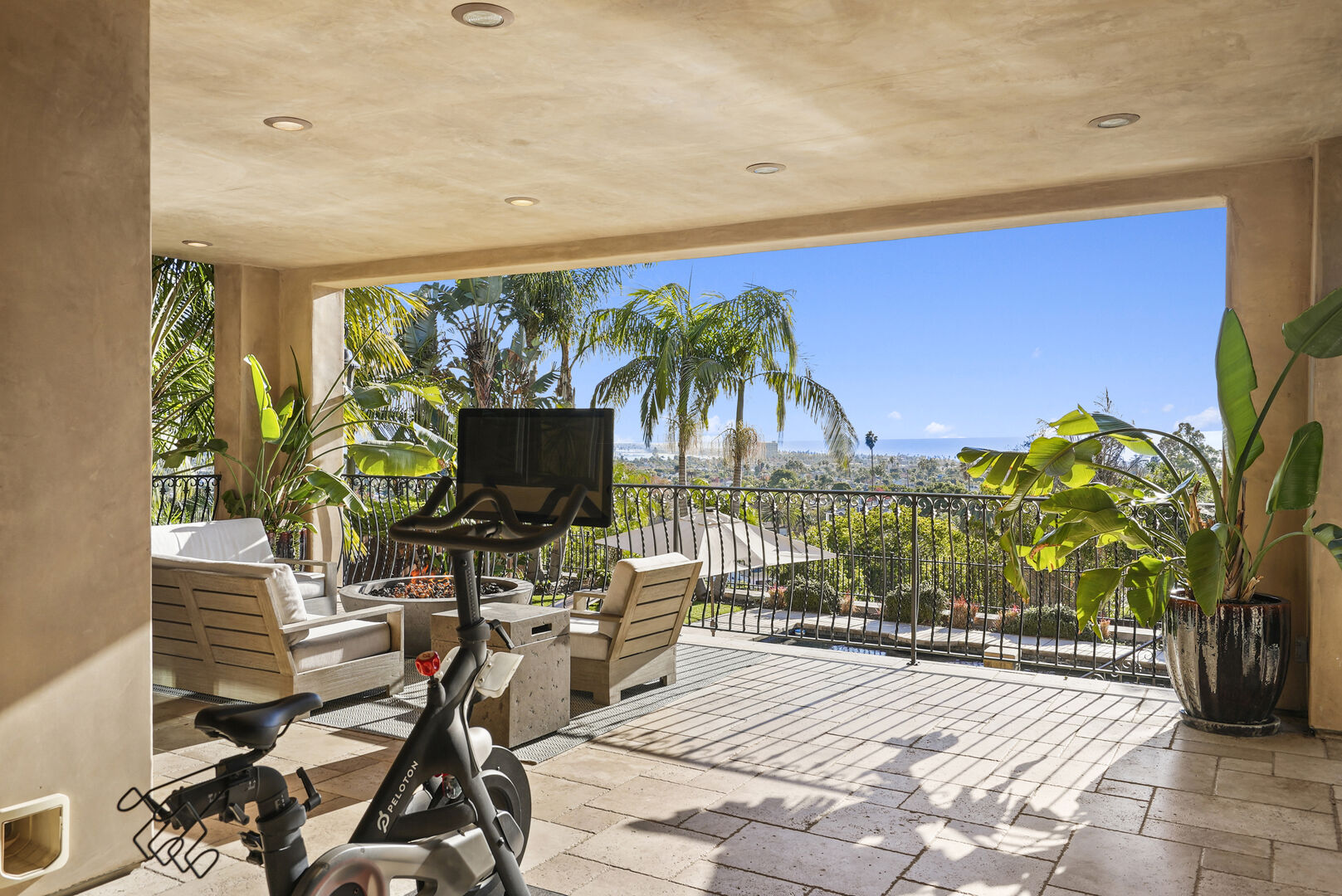 Campana House - Image 32