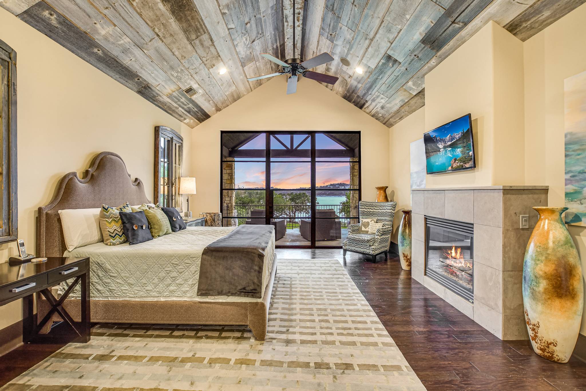 Laurel Manor - Image 26