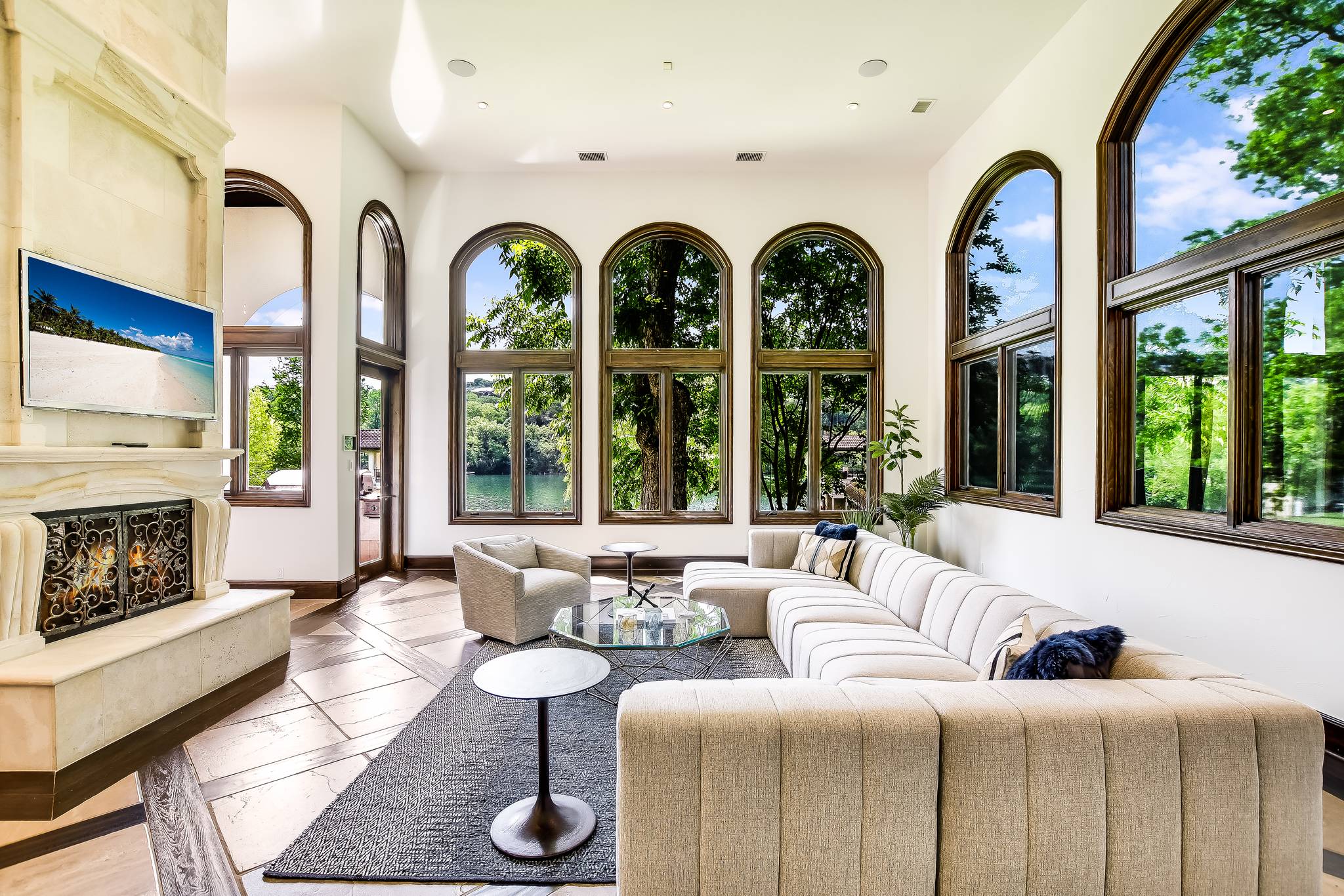 Woodrow Manor - Image 18