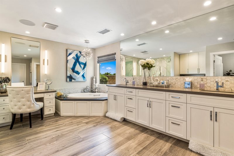 Cove House - Image 24