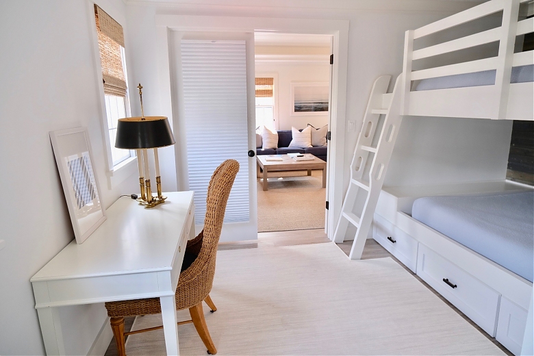 Pine Place - Image 35