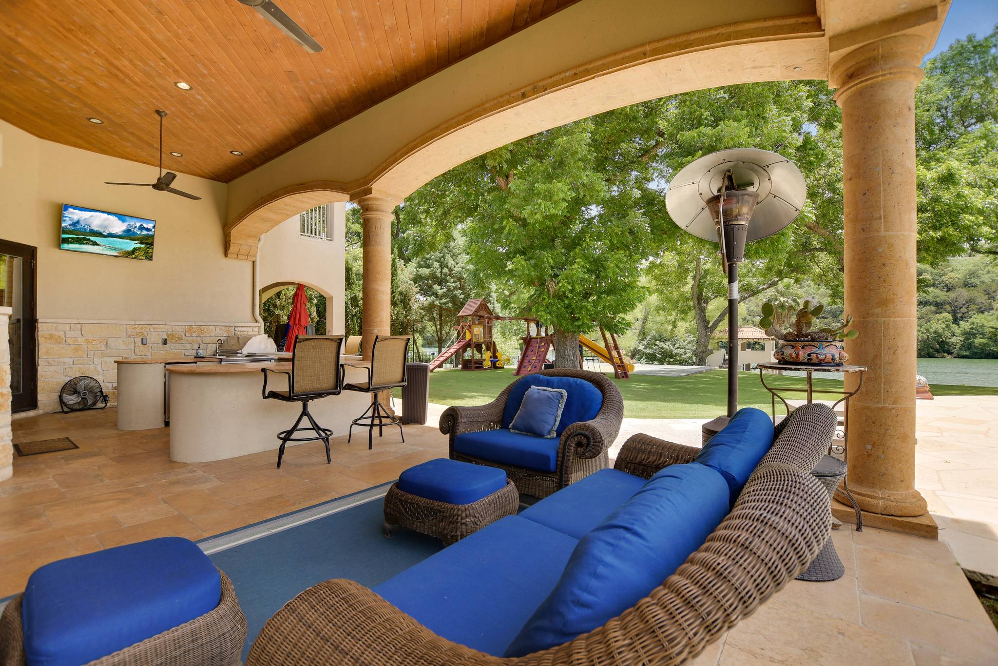 Catalpa Manor - Image 31