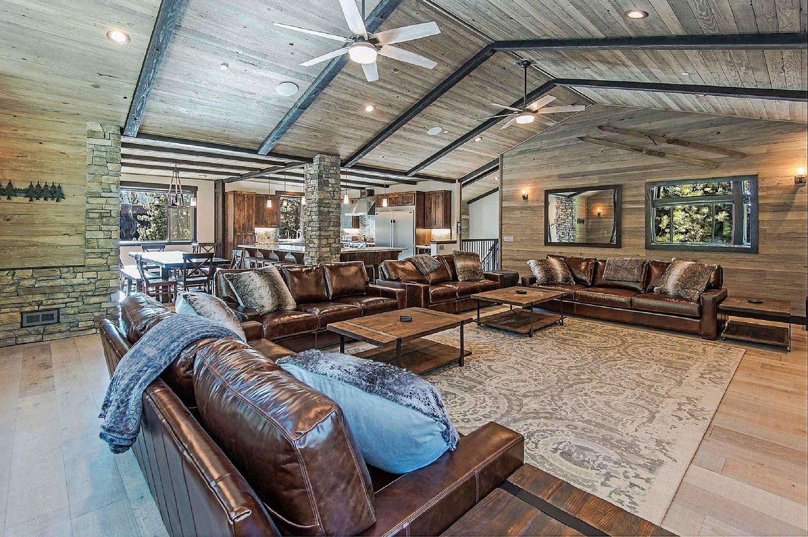 Trail Manor - Image 7