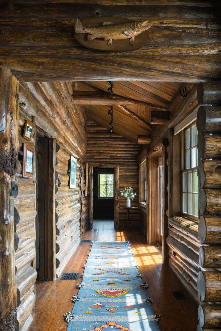 Big Sky House - Image 6