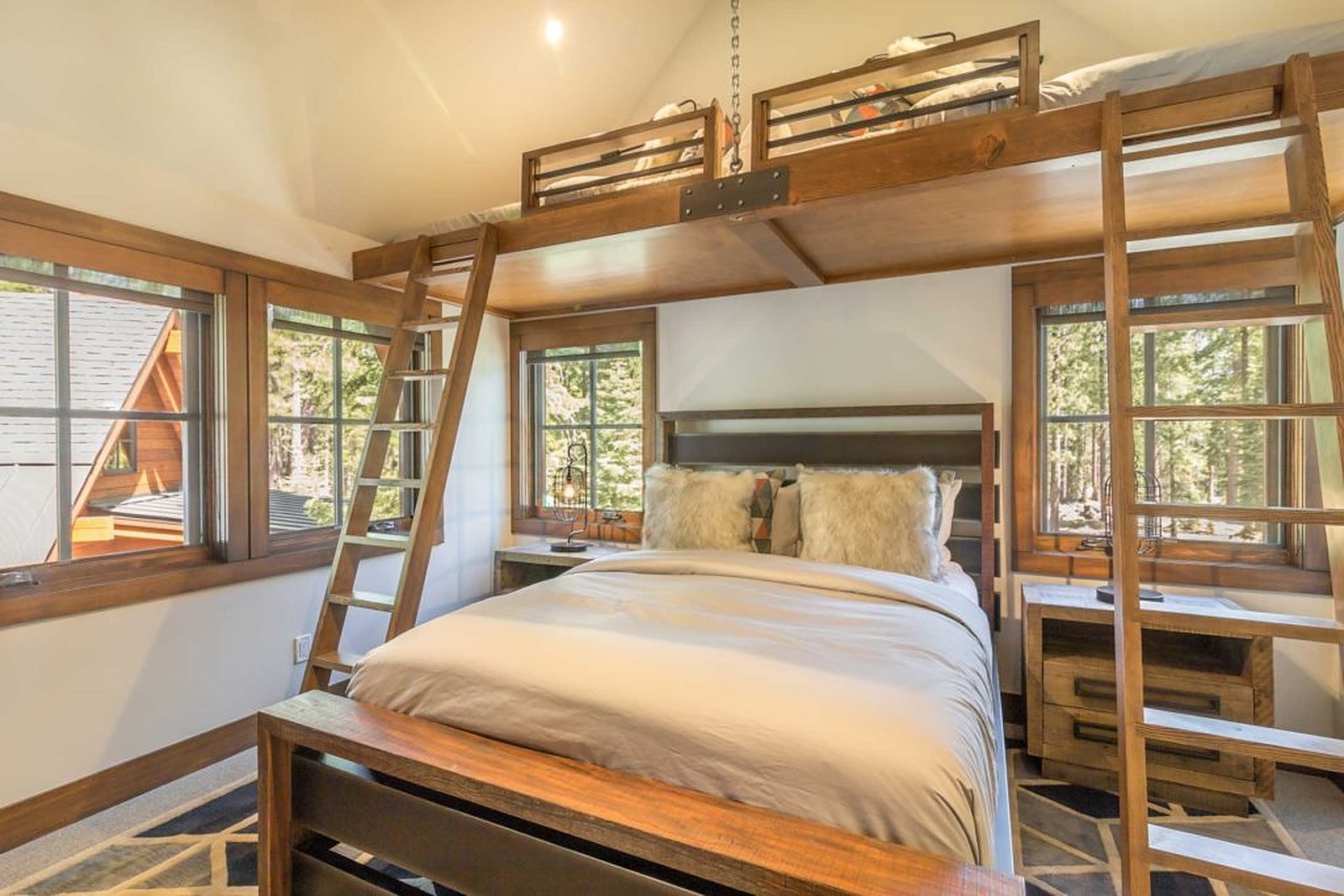 Pine House - Image 21