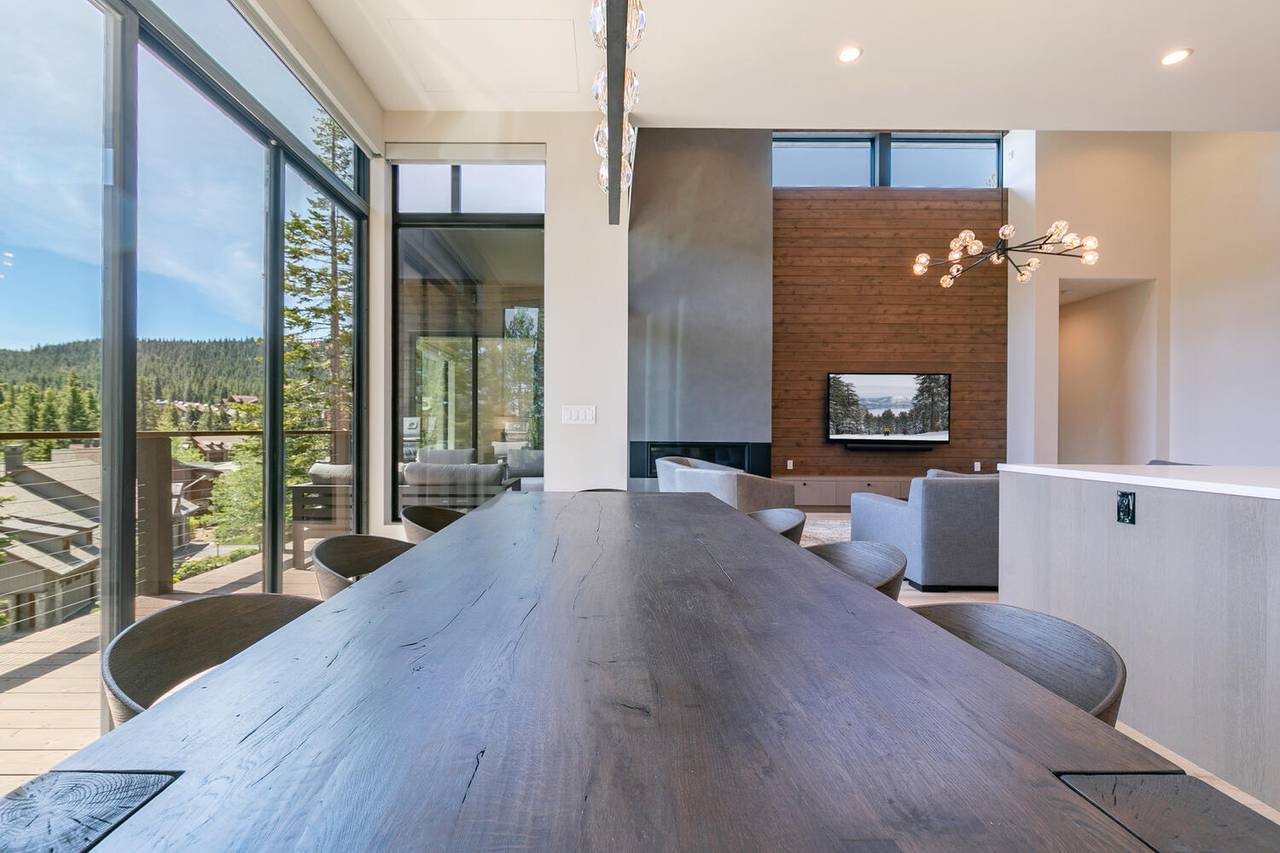 Spring House - Image 11