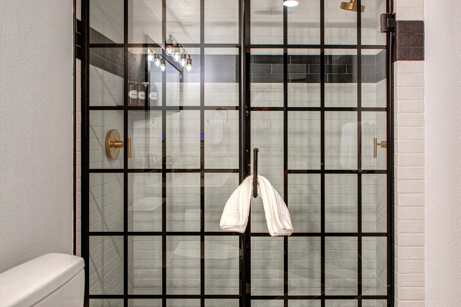 Stonebridge House - Image 29