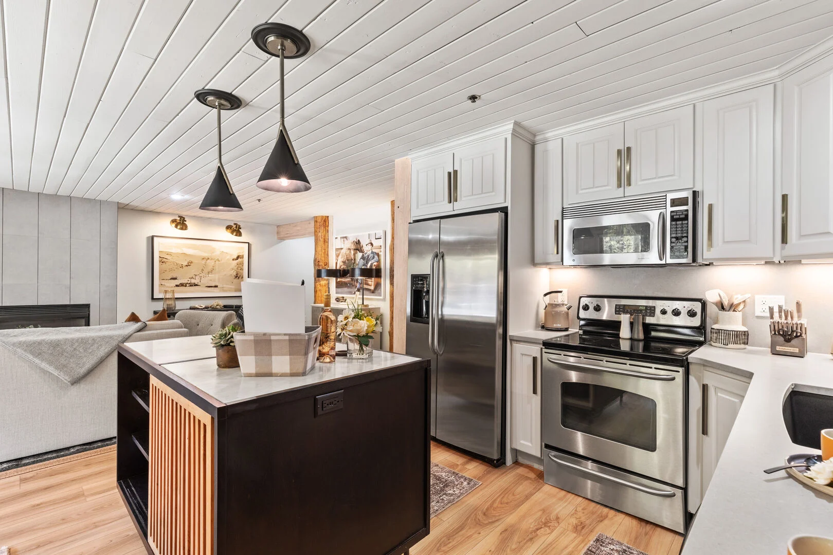 Silver Lake Home - Image 18