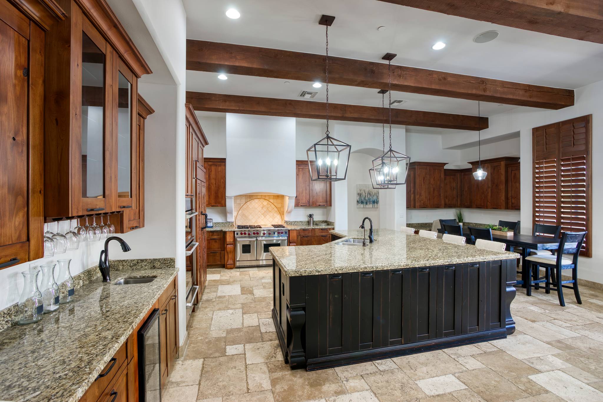 Pinnacle Vista Manor - Image 6