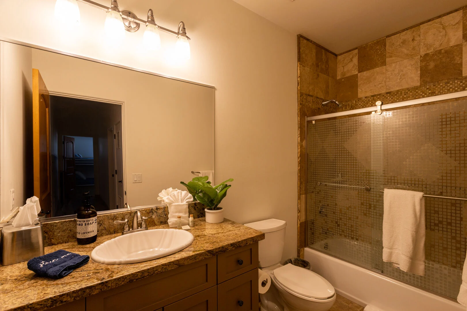 Isabella Manor - Image 11