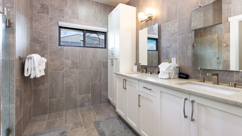 Aloha Paradise - Image 17