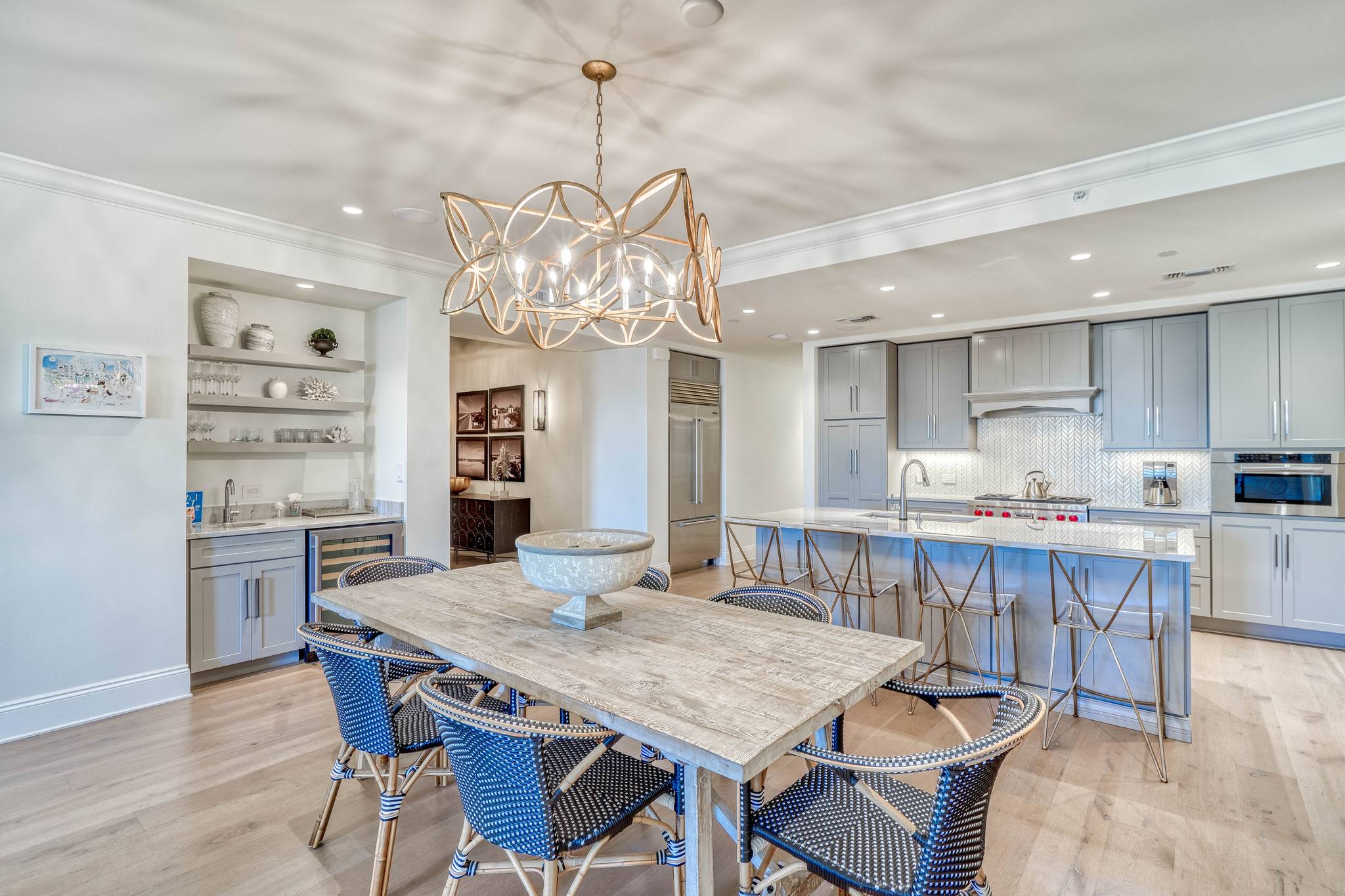 Blue Oasis Home - Image 4