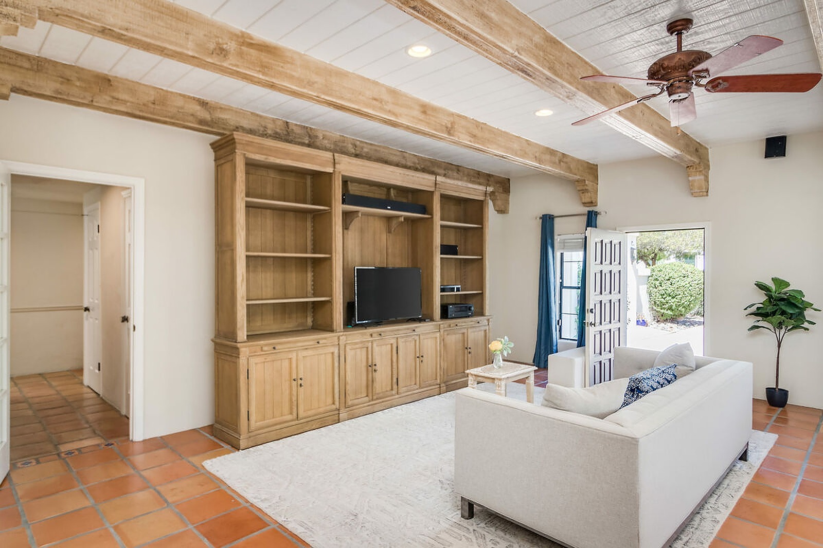 Valley Manor - Image 17