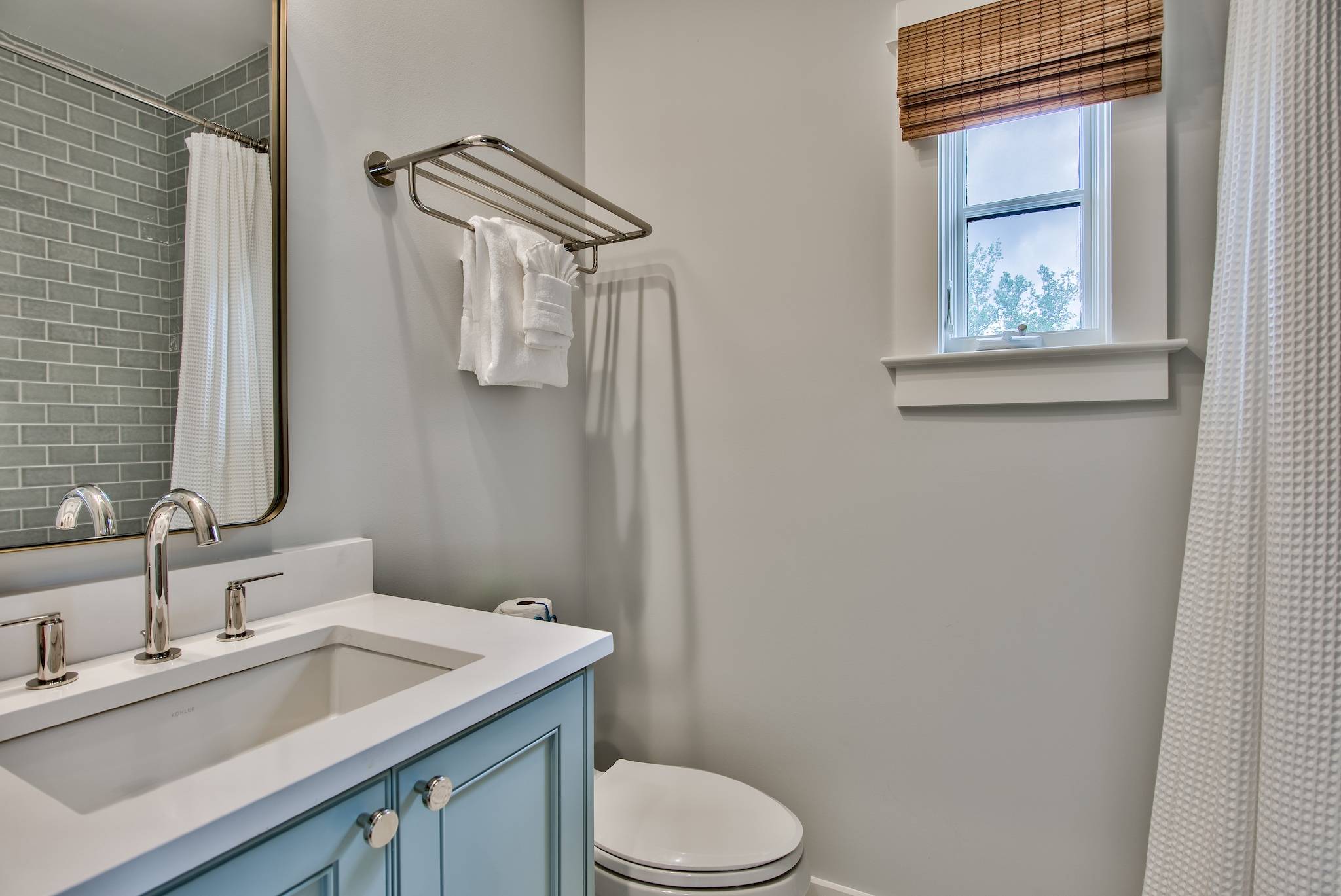 Red Shiner House - Image 30