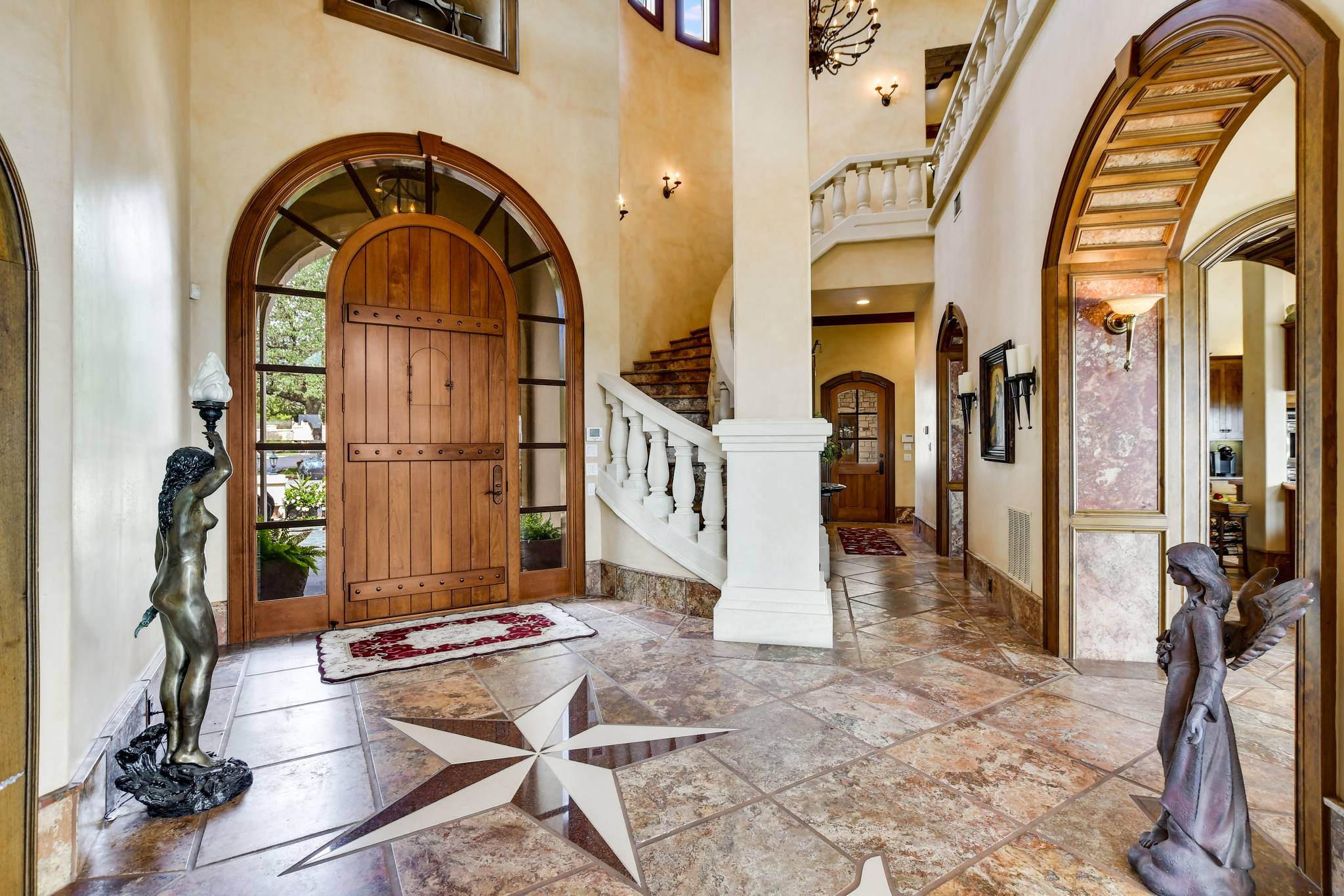 Vaughan Manor - Image 2