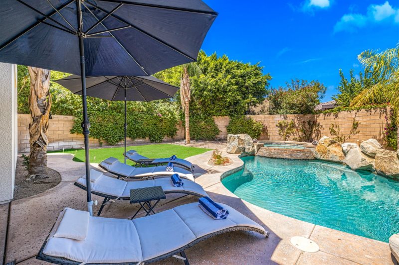 Josefina Villa - Image 42