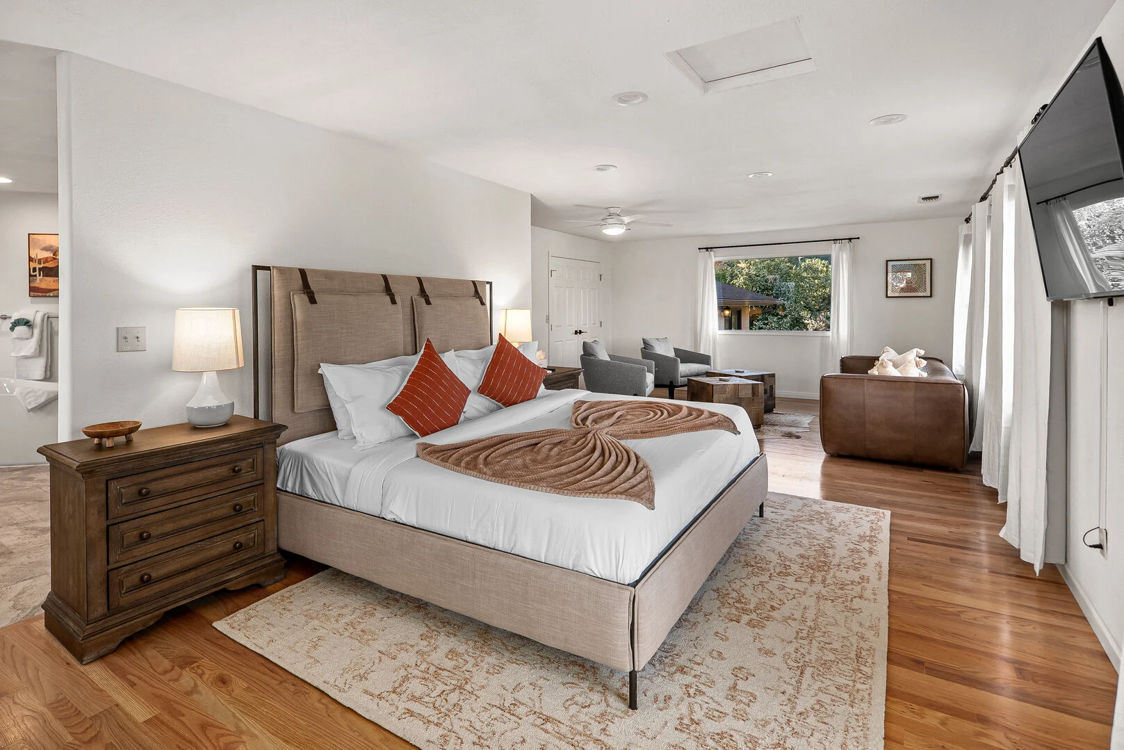 Roja Place - Image 24