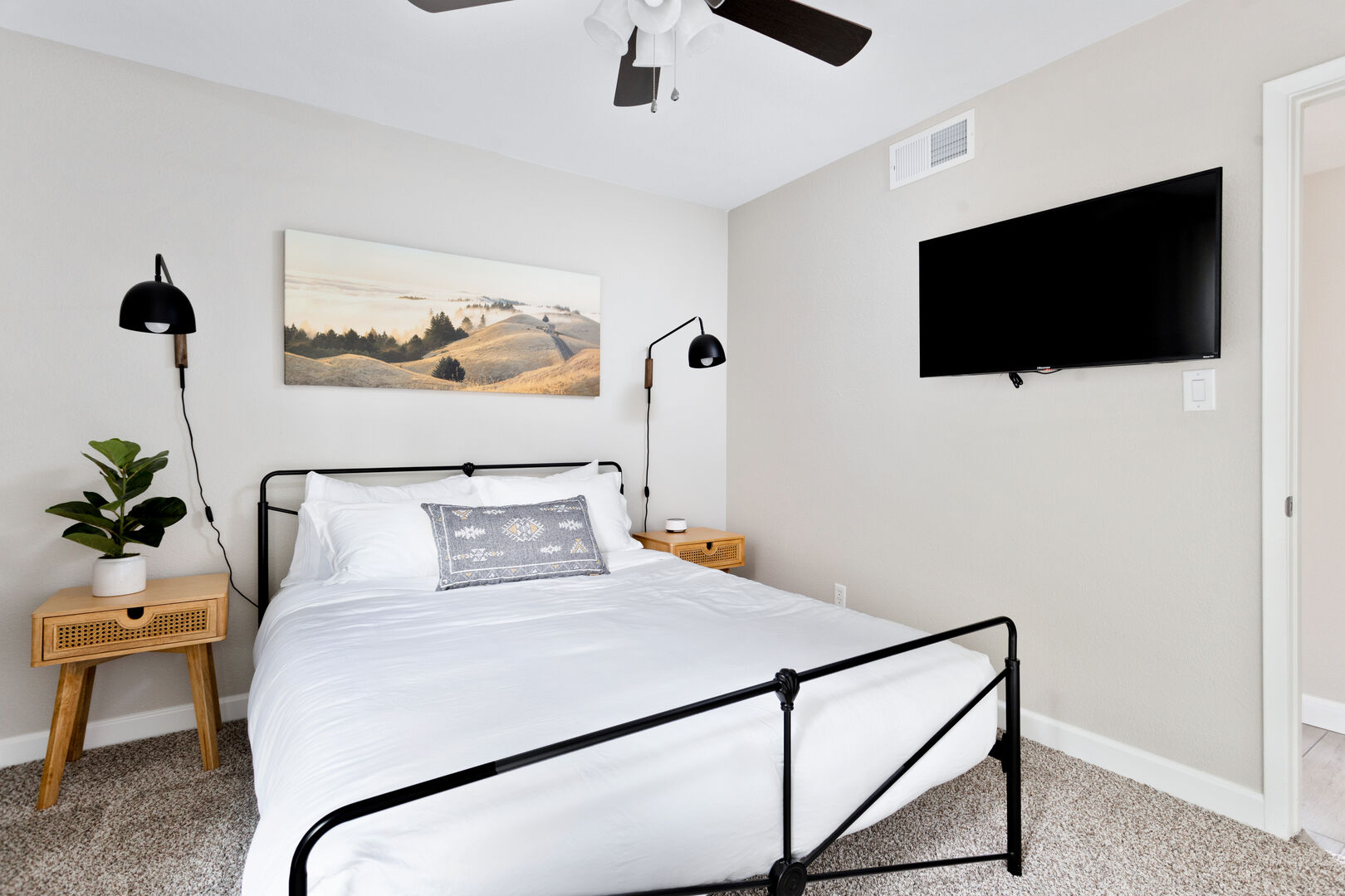 Hillery Home - Image 17