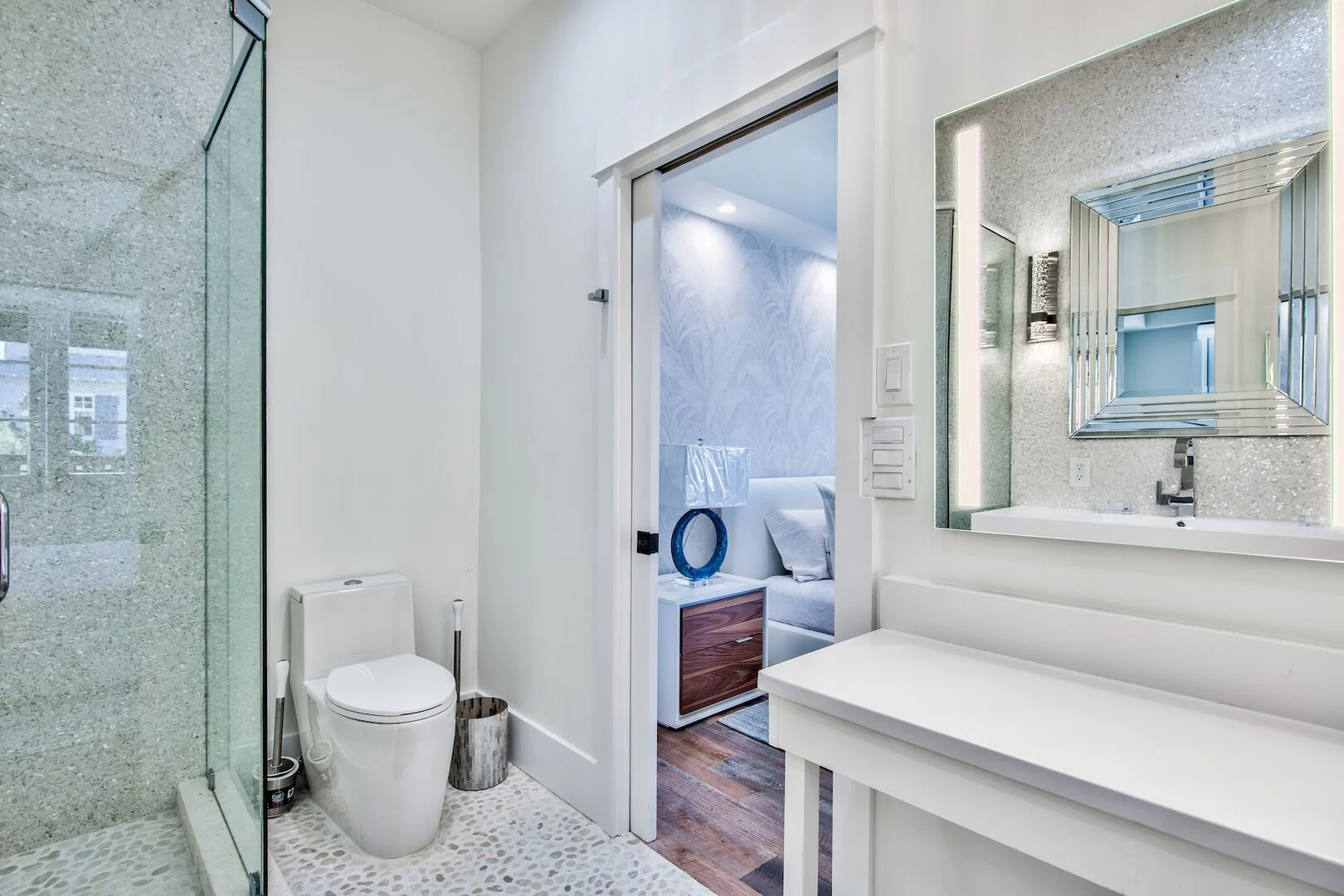 Main Street Condo - Image 17