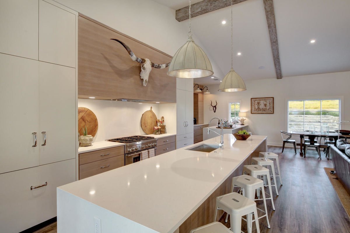 Spring Manor - Image 6