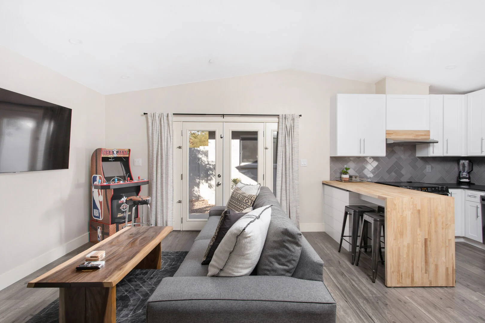 Nicola Place - Image 15