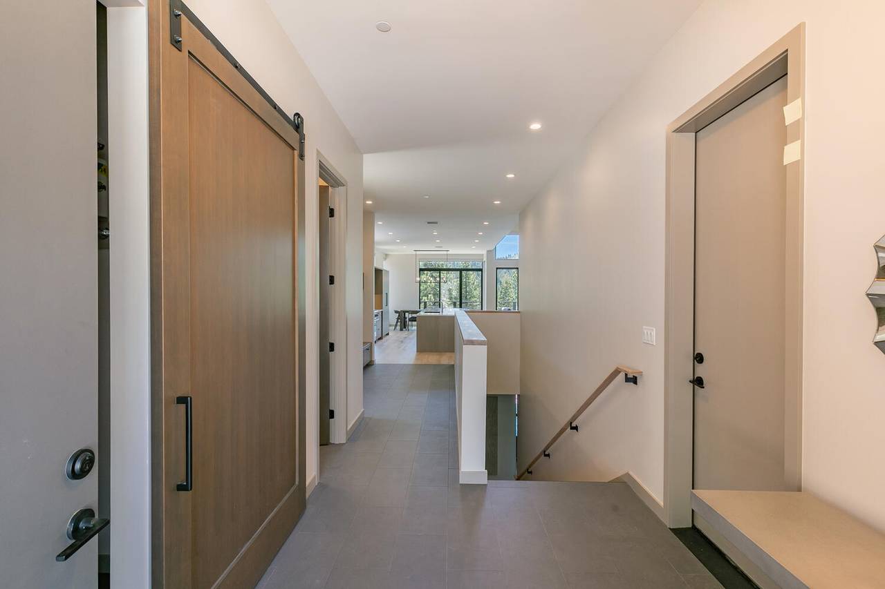 Spring House - Image 25